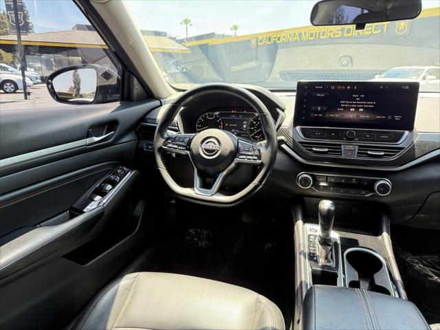 Photo of 2023 Super Black Nissan Altima