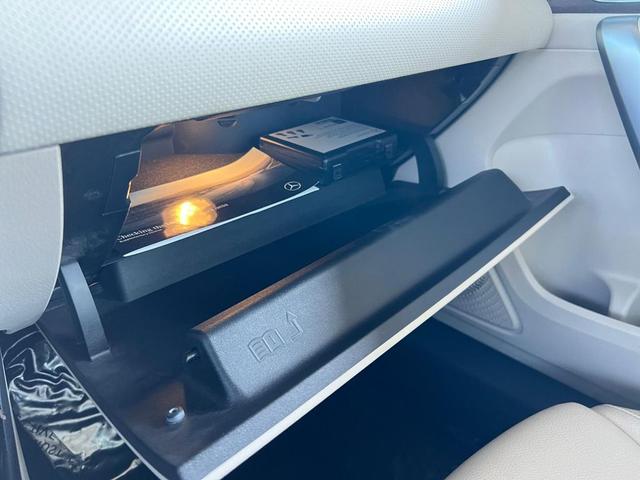 Photo of 2019 Polar White Mercedes-Benz A-Class