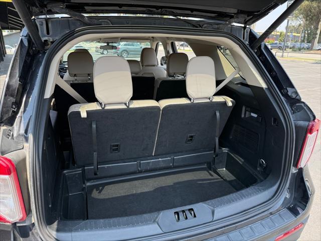 Photo of 2023 AGATE BLACK METALLIC Ford Explorer