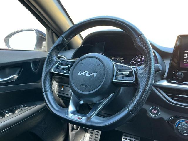Photo of 2023 Snow White Pearl Kia Forte