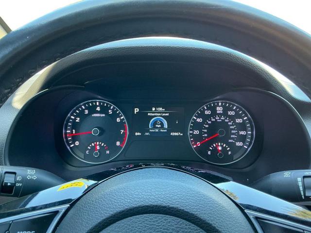 Photo of 2023 Snow White Pearl Kia Forte