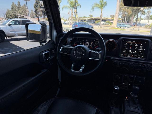 Photo of 2022 Bright White Clearcoat Jeep Gladiator