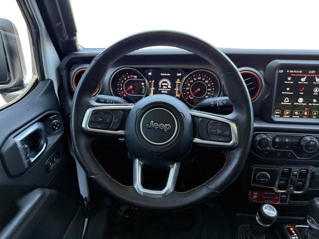 Photo of 2022 Bright White Clearcoat Jeep Gladiator