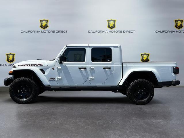Photo of 2022 Bright White Clearcoat Jeep Gladiator
