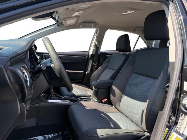 Photo of 2019 Black Sand Pearl Toyota Corolla