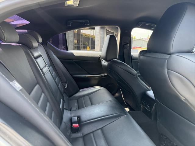 Photo of 2021 Ultra White Lexus IS 350
