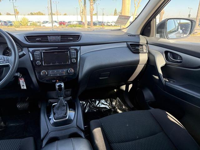 Photo of 2020 Gun Metallic Nissan Rogue Sport
