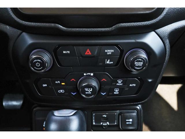 Photo of 2022 Colorado Red Clearcoat Jeep Renegade