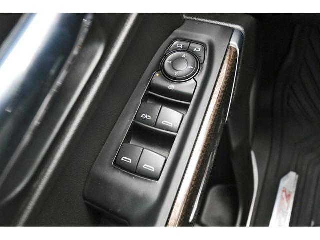 Photo of 2022 Cherry Red Tintcoat Chevrolet Silverado 1500 Limited