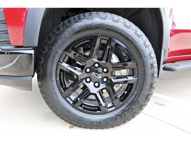Photo of 2022 Cherry Red Tintcoat Chevrolet Silverado 1500 Limited