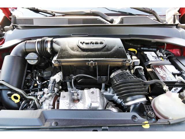 Photo of 2023 Redline Pearlcoat Jeep Compass