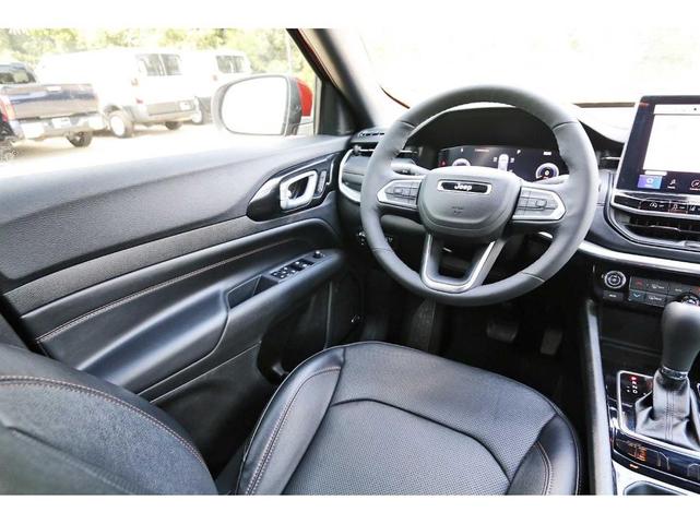 Photo of 2023 Redline Pearlcoat Jeep Compass
