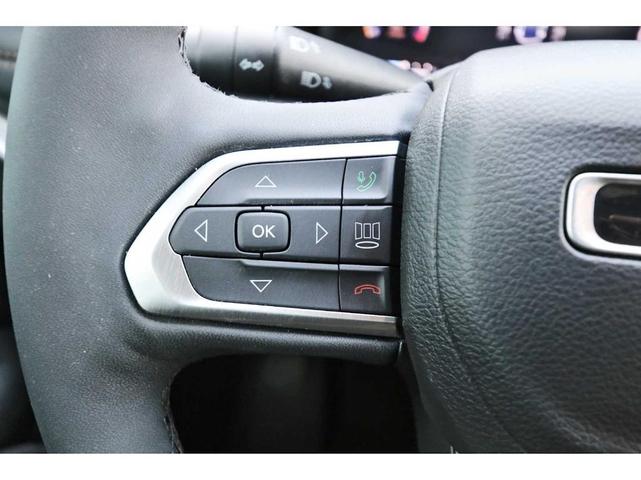 Photo of 2023 Redline Pearlcoat Jeep Compass