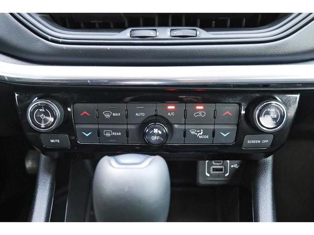 Photo of 2023 Redline Pearlcoat Jeep Compass