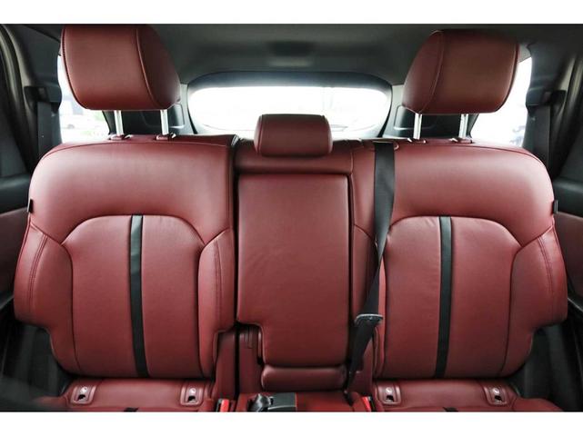 Photo of 2025 Rhodium Mazda CX-70 PHEV