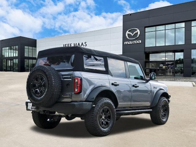 Photo of 2023 Carbonized Gray Metallic Ford Bronco