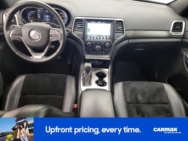 Photo of 2018 White Jeep Grand Cherokee