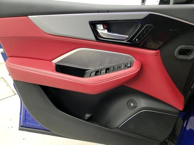 Photo of 2022 Blue Acura MDX