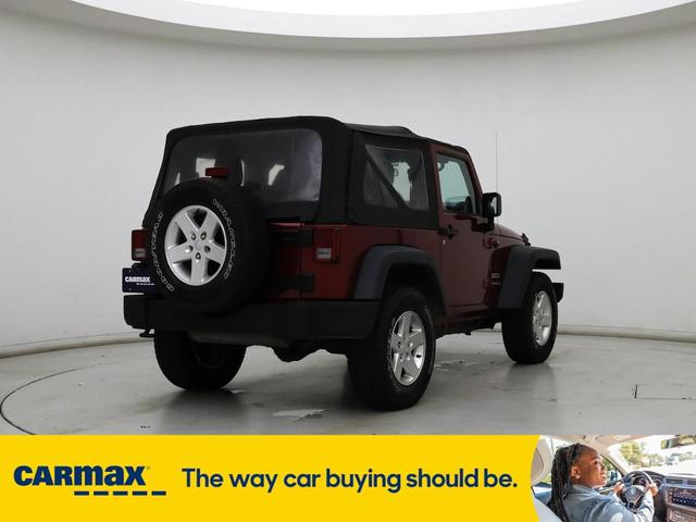 Photo of 2013 Burgundy Jeep Wrangler