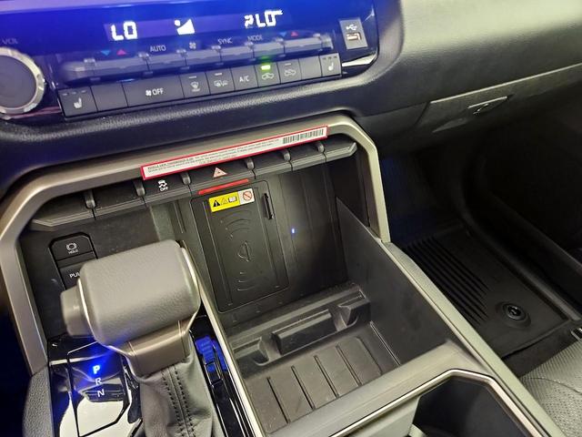 Photo of 2024 White Toyota Tundra