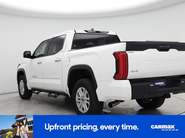 Photo of 2024 White Toyota Tundra