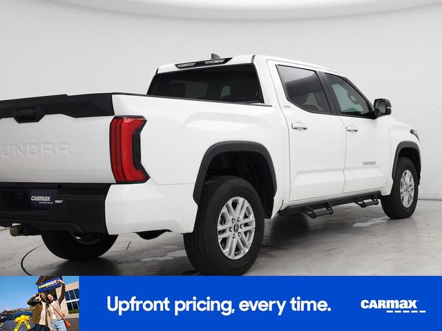 Photo of 2024 White Toyota Tundra