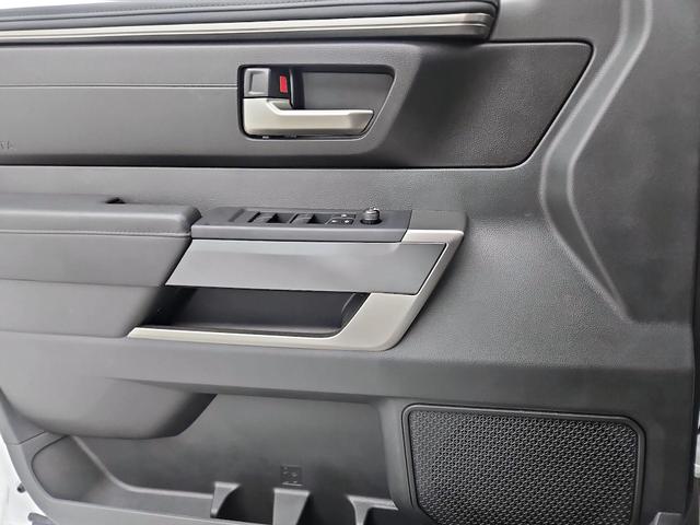Photo of 2024 White Toyota Tundra