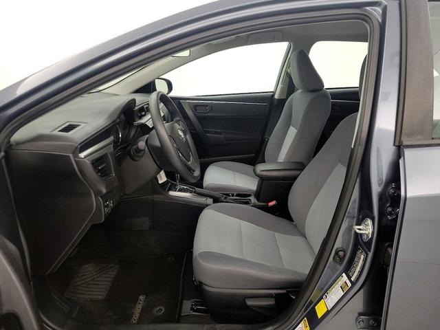 Photo of 2015 Gray Toyota Corolla