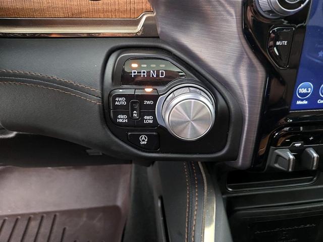 Photo of 2021 Black RAM 1500