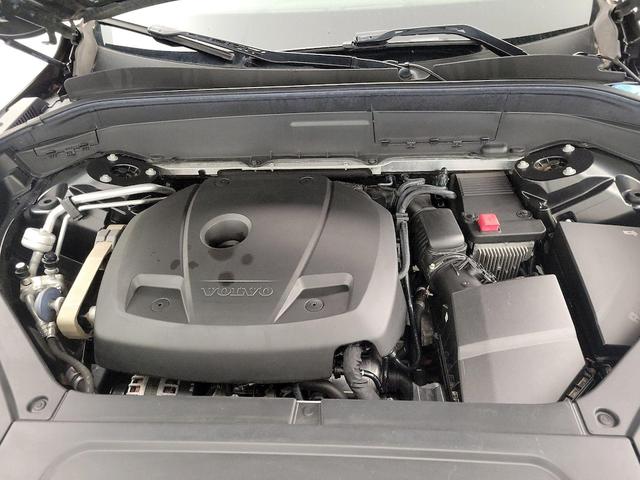 Photo of 2016 Black Volvo XC90