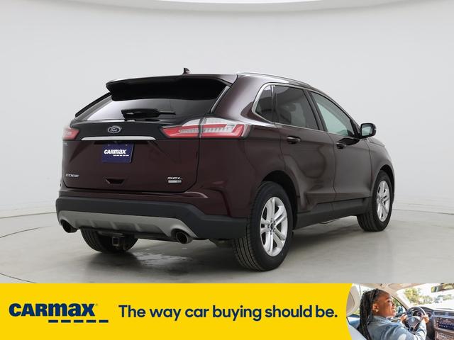 Photo of 2019 Burgundy Ford Edge