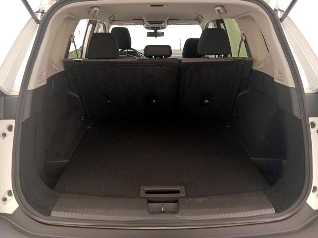 Photo of 2023 White Nissan Rogue