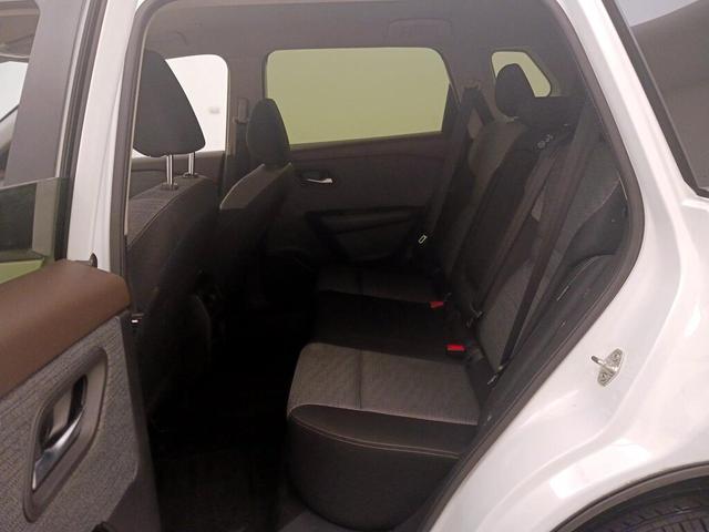 Photo of 2023 White Nissan Rogue