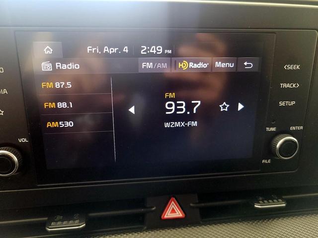 Photo of 2023 White Kia Sportage