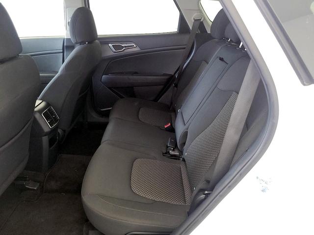 Photo of 2023 White Kia Sportage