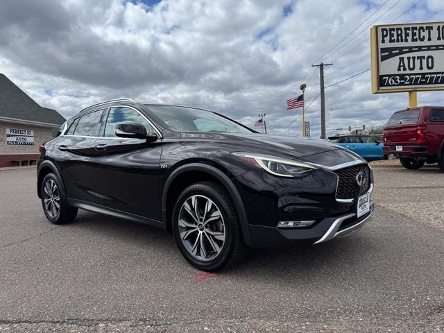 2017 Infiniti QX30