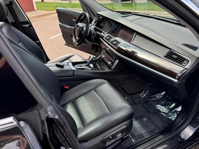 Photo of 2017 Black BMW 535 Gran Turismo