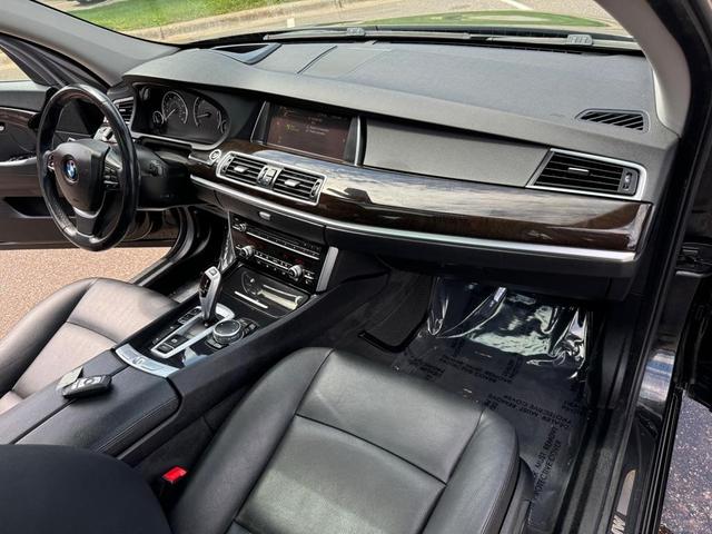 Photo of 2017 Black BMW 535 Gran Turismo