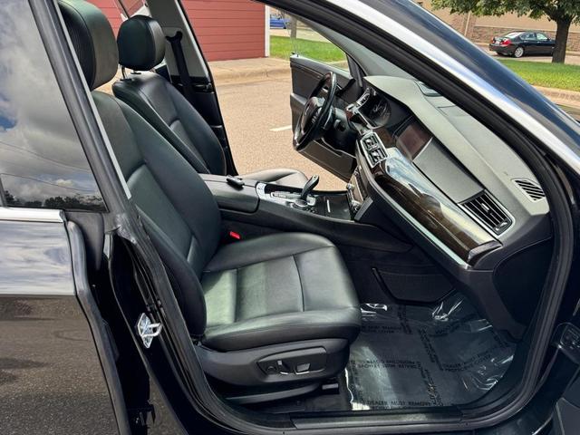 Photo of 2017 Black BMW 535 Gran Turismo