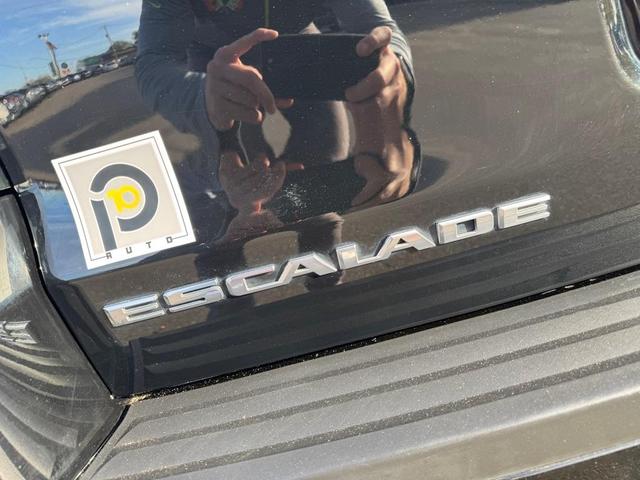 Photo of 2017 Black Cadillac Escalade