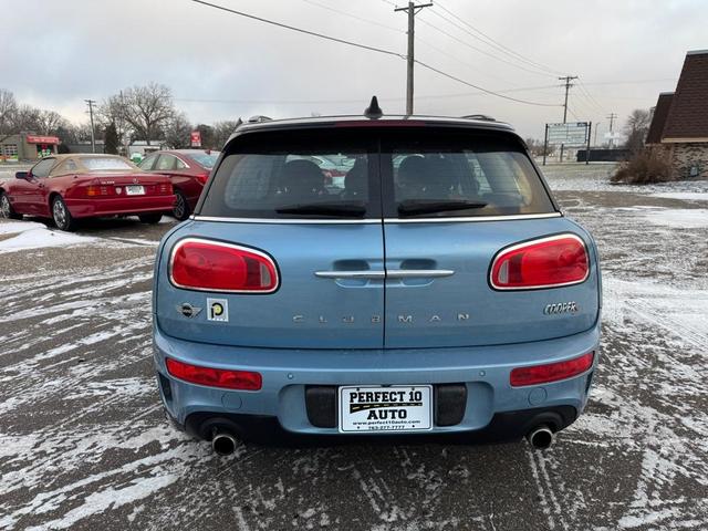Photo of 2018 Blue MINI Clubman
