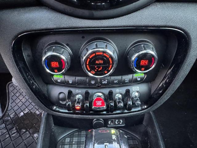Photo of 2018 Blue MINI Clubman