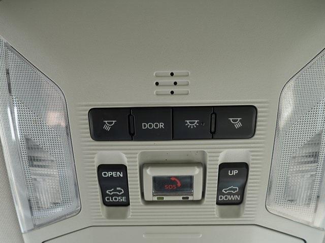 Photo of 2023 Ice Toyota RAV4 Hybrid