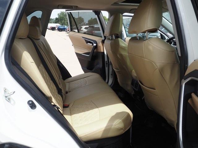 Photo of 2023 Ice Toyota RAV4 Hybrid