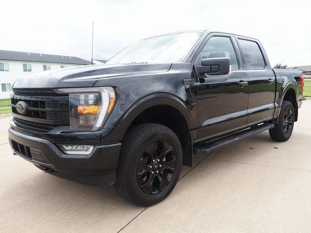 Photo of 2022 Agate Black Metallic Ford F-150