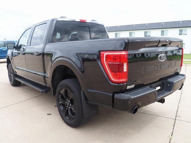 Photo of 2022 Agate Black Metallic Ford F-150