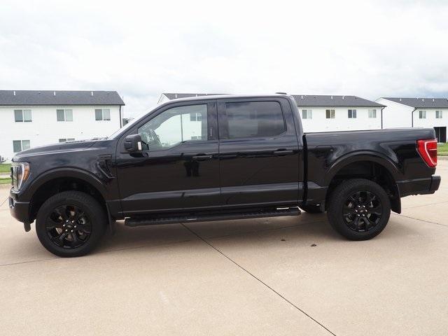 Photo of 2022 Agate Black Metallic Ford F-150