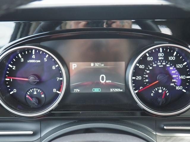 Photo of 2024 Snow White Pearl Kia Carnival