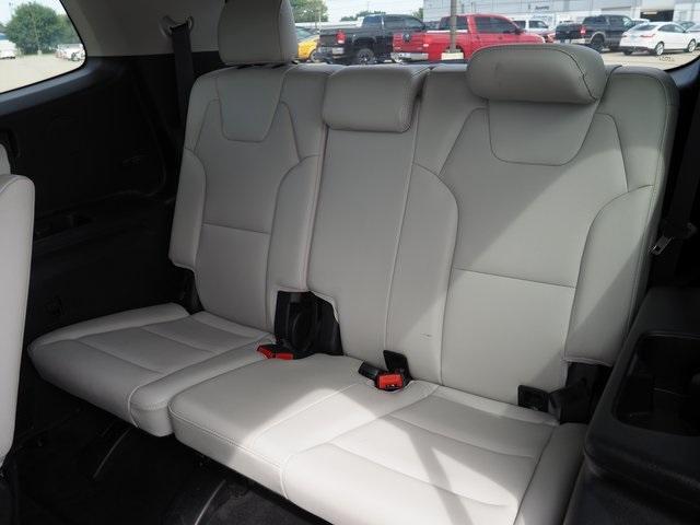 Photo of 2023 Midnight Black Kia Telluride