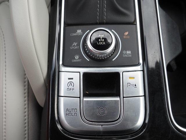 Photo of 2023 Midnight Black Kia Telluride